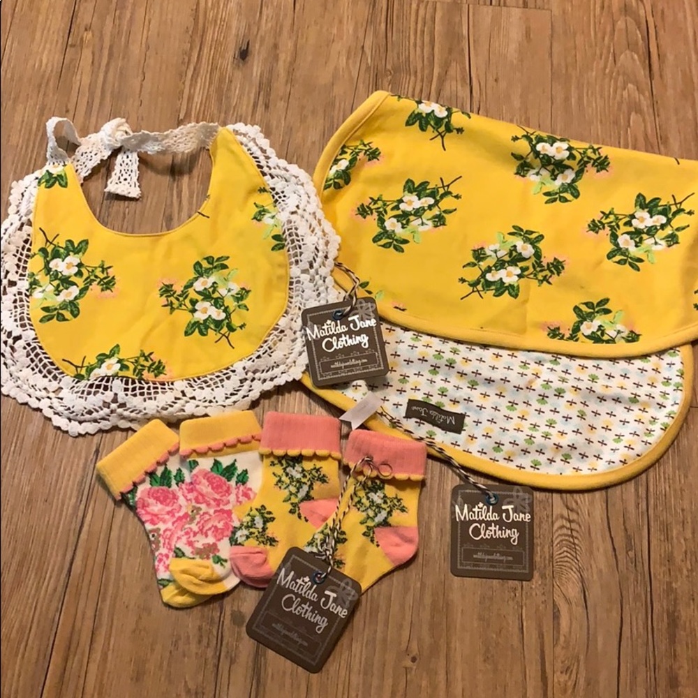 Matilda Jane Baby Set NWT (Bib, burp cloth, socks)